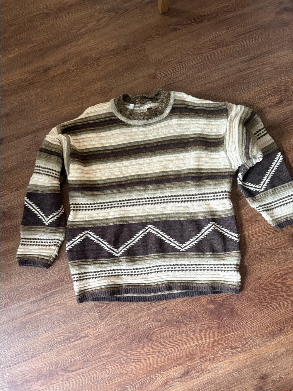 Vintage Men’s Esprit Size XL Long Sleeve Sweater 84% Wool 11% Silk 4% Cotton